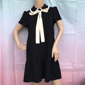 VALENTINO RED CREPE DRESS W/ROUNDED COLLAR & BOW